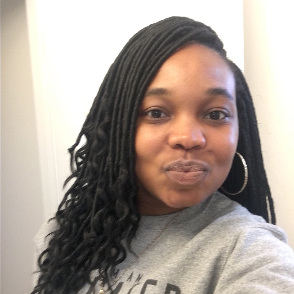 Meet your Posher, Brittany